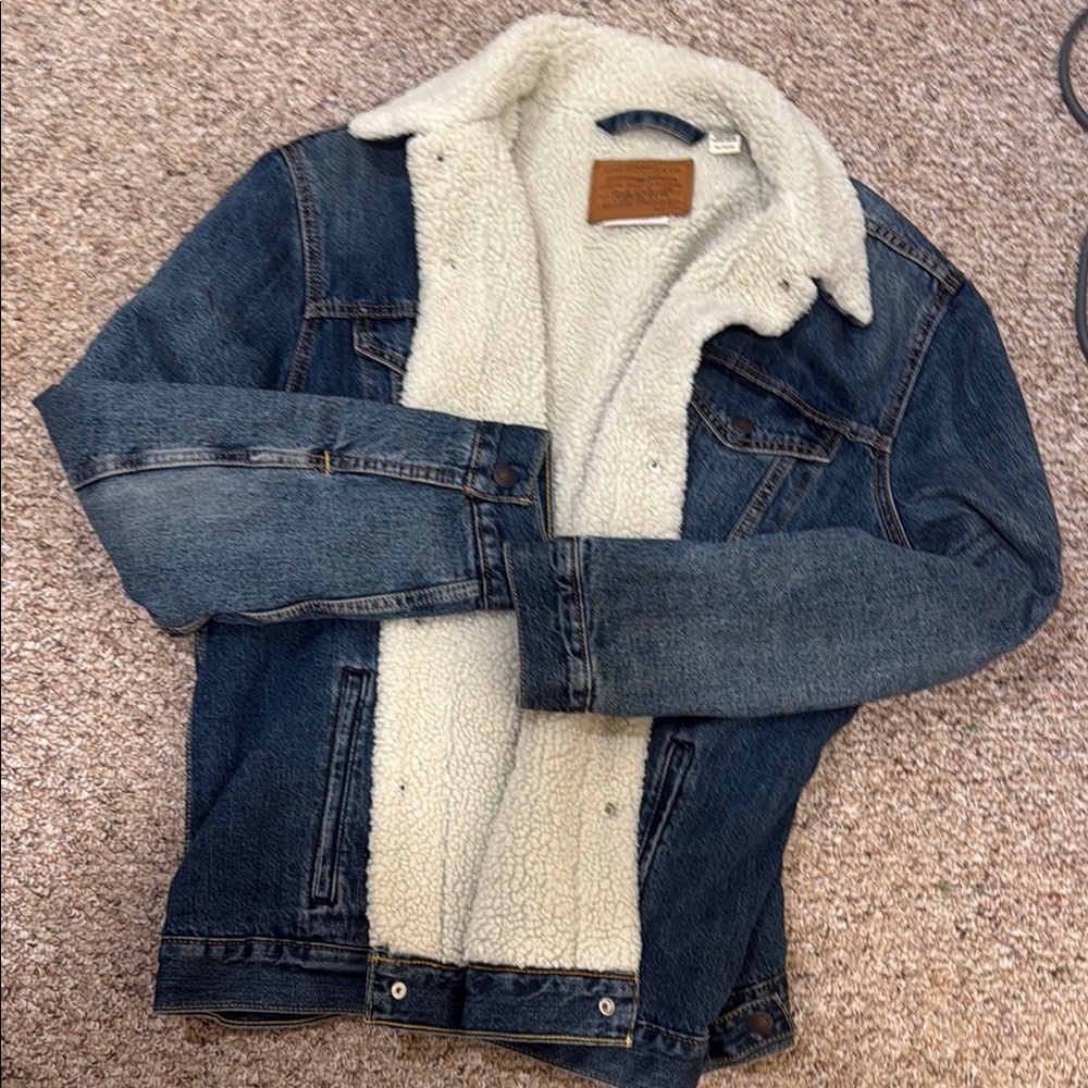 Levi's Cozy Sherpa Lined Jacket